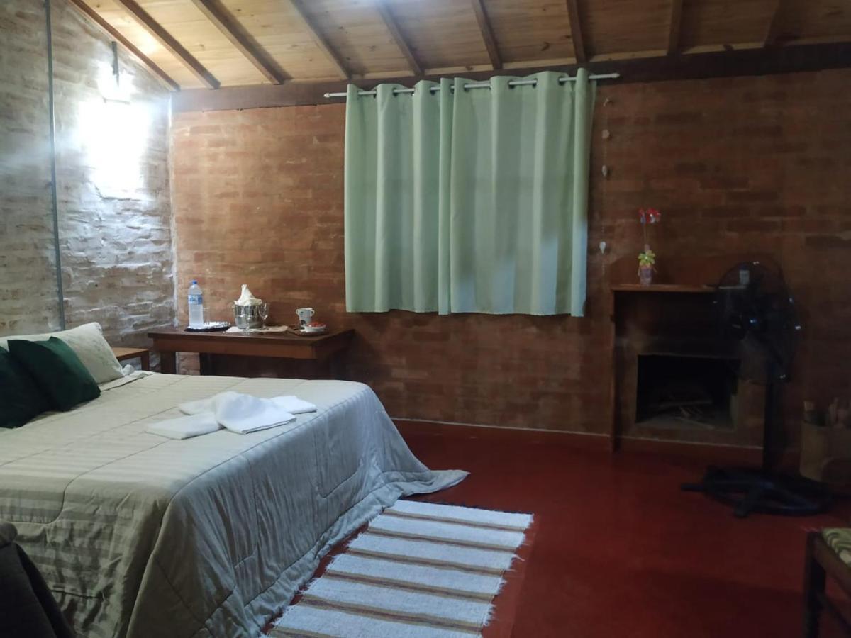 Reobote Chales Sao Bento do Sapucai Bagian luar foto